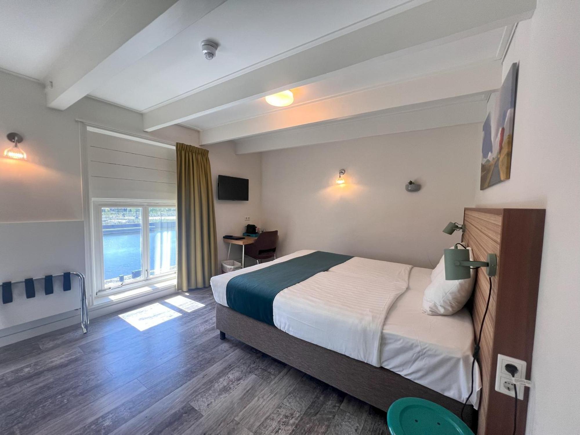 מידלבורג Hotel Loskade 45 מראה חיצוני תמונה