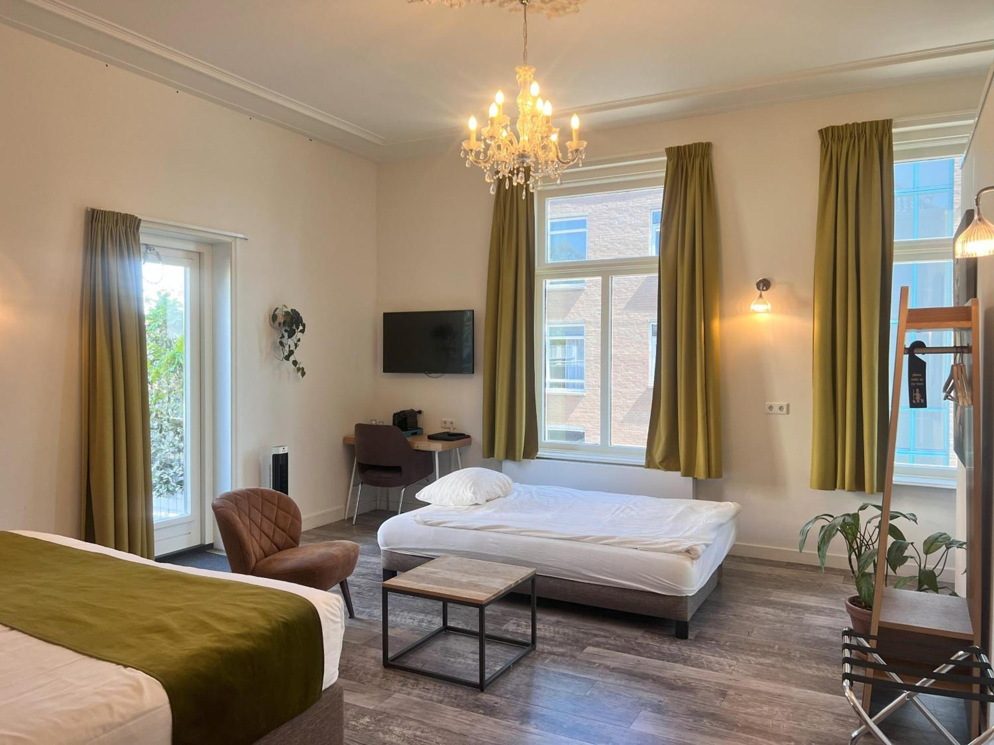 מידלבורג Hotel Loskade 45 מראה חיצוני תמונה